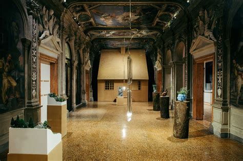 prada museum venedig